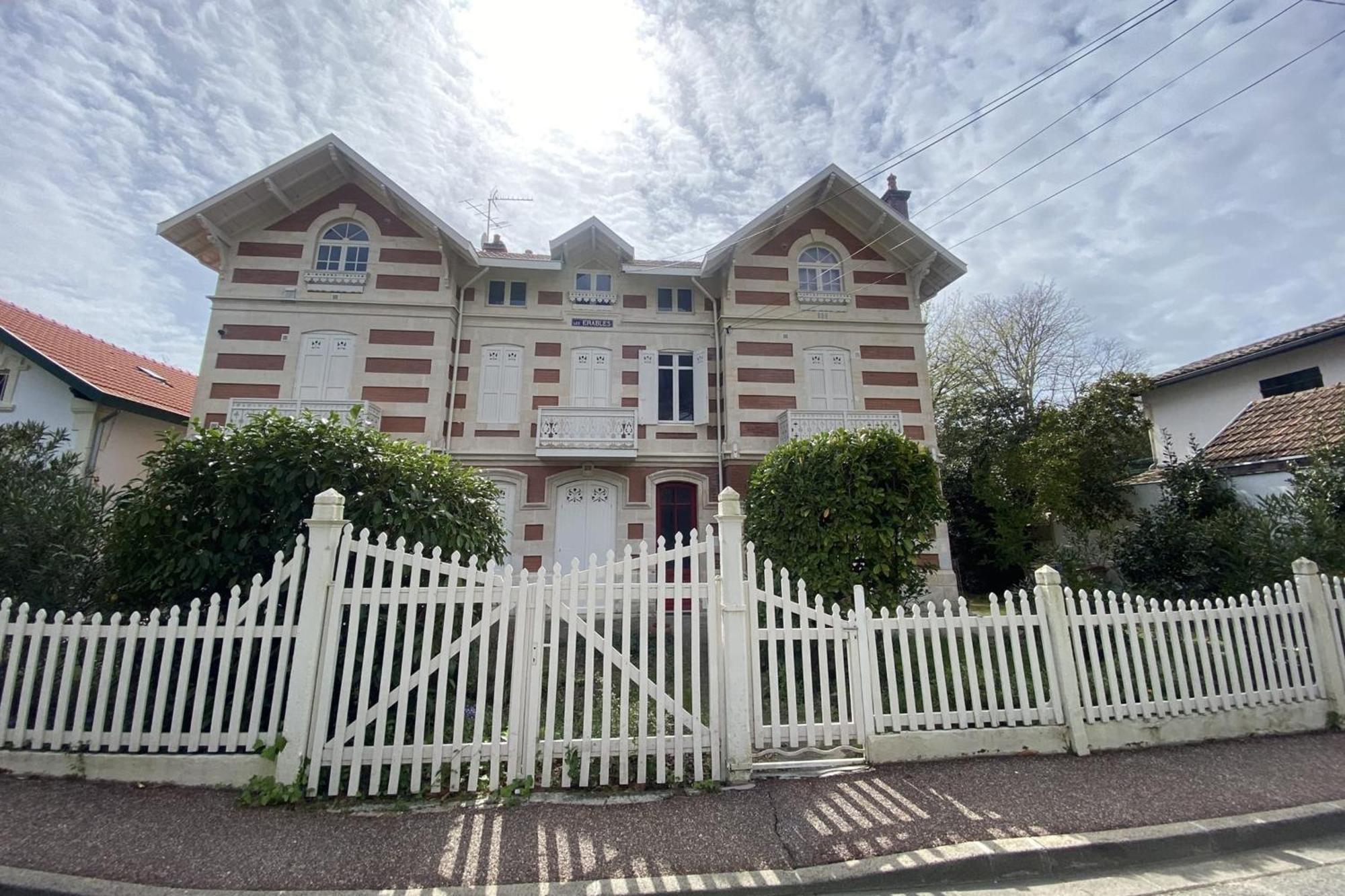 Pretty Cocoon With Two Balconies Apartment Arcachon Luaran gambar